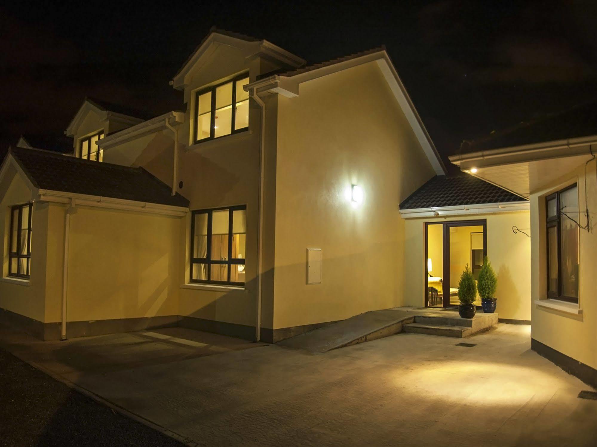 Hillview Self Catering Apartment Lusk Exterior foto